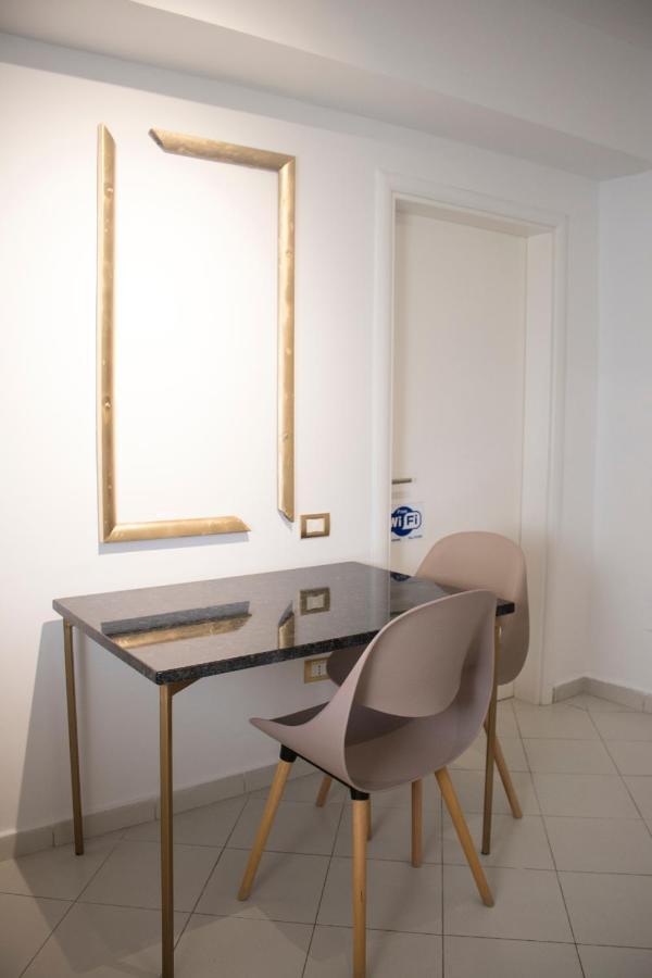 Vila Shehaj Luxury Apartman Vlora Kültér fotó