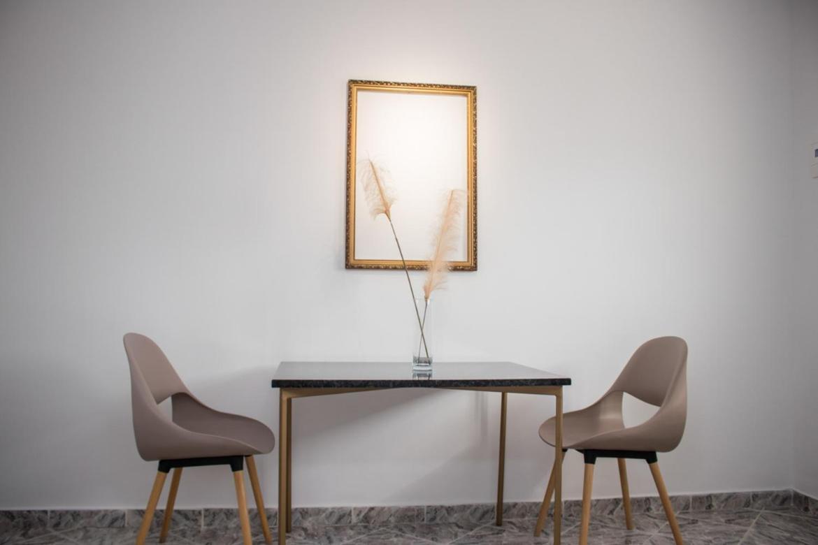 Vila Shehaj Luxury Apartman Vlora Kültér fotó