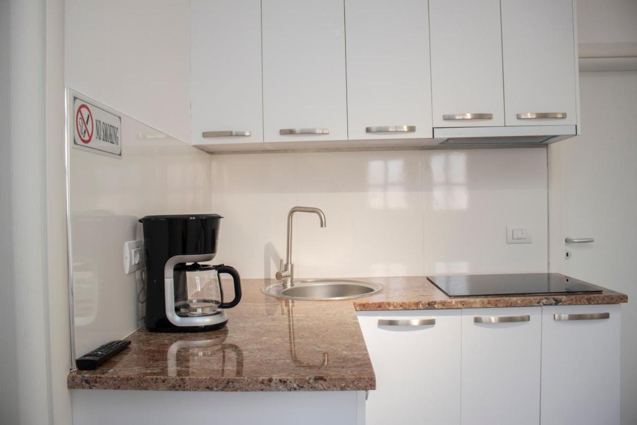 Vila Shehaj Luxury Apartman Vlora Kültér fotó