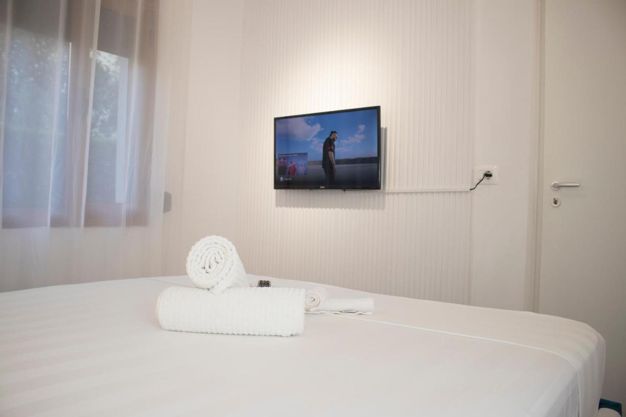 Vila Shehaj Luxury Apartman Vlora Kültér fotó